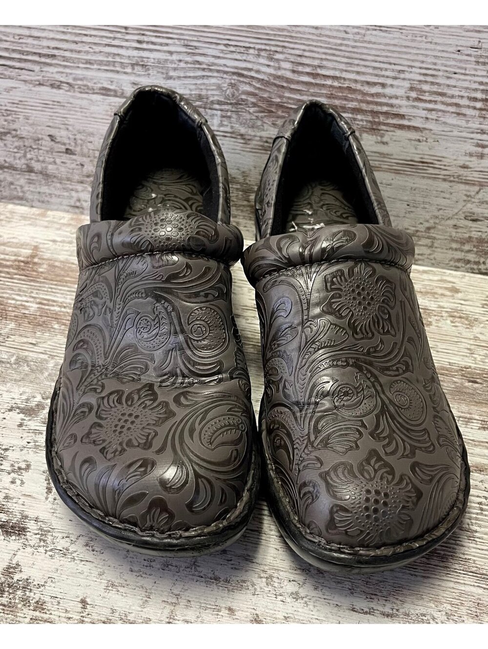 B.O.C Clogs